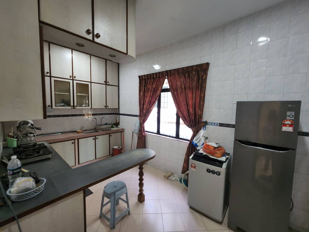 Double Story Semi D Corner Taman Tasik Indah - photo 2
