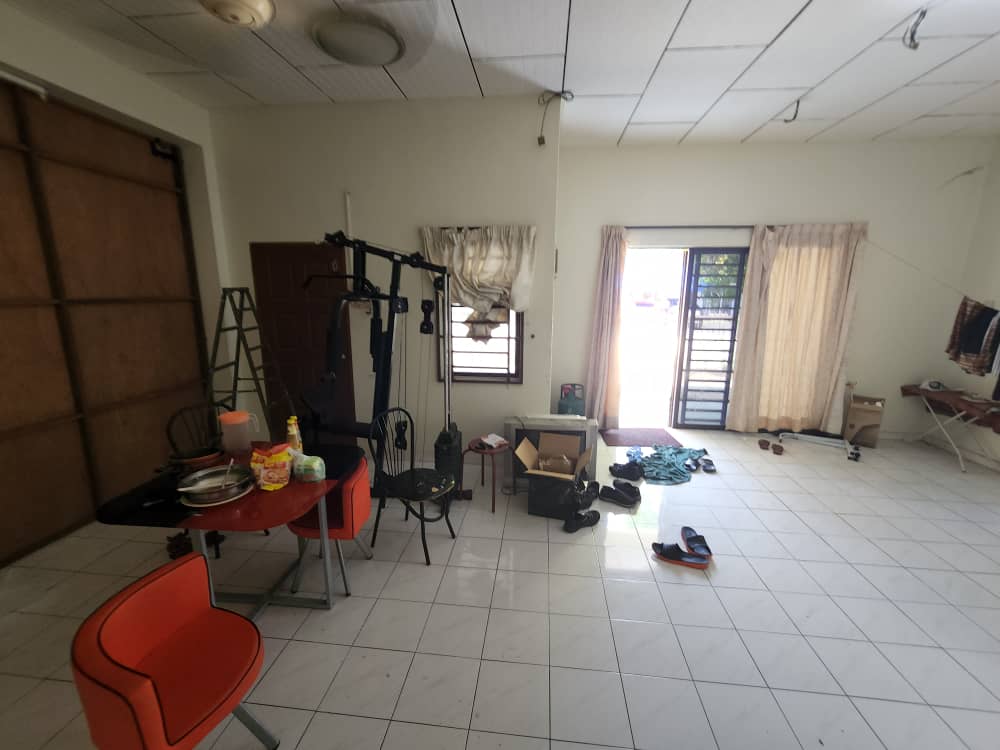 Big Land Two Storey Corner Taman Pengly For Sales - photo 8