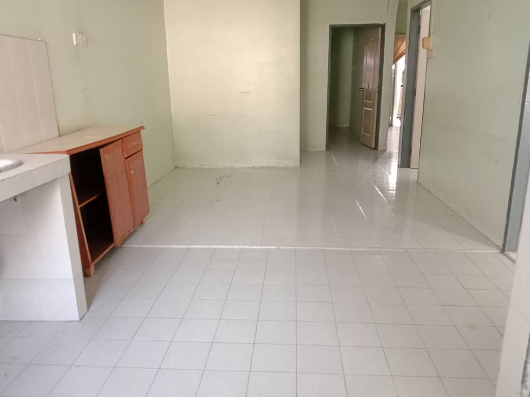 Pengkalan Ayu Single Storey Terrace House For Sale - photo 2