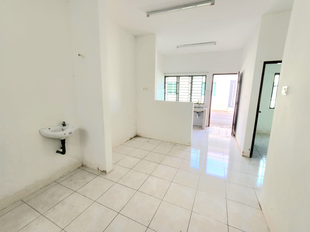 Taman Bagan Serai four Bedrooms - photo 3