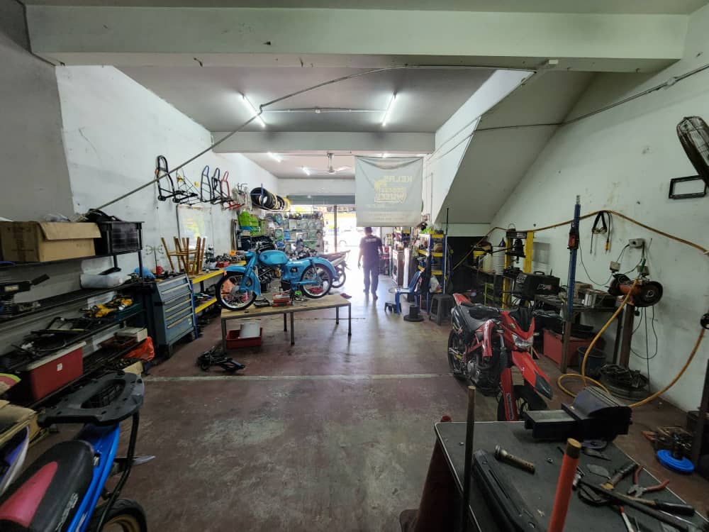 Best location Two Storey Shop Kamunting near SSL - photo 8