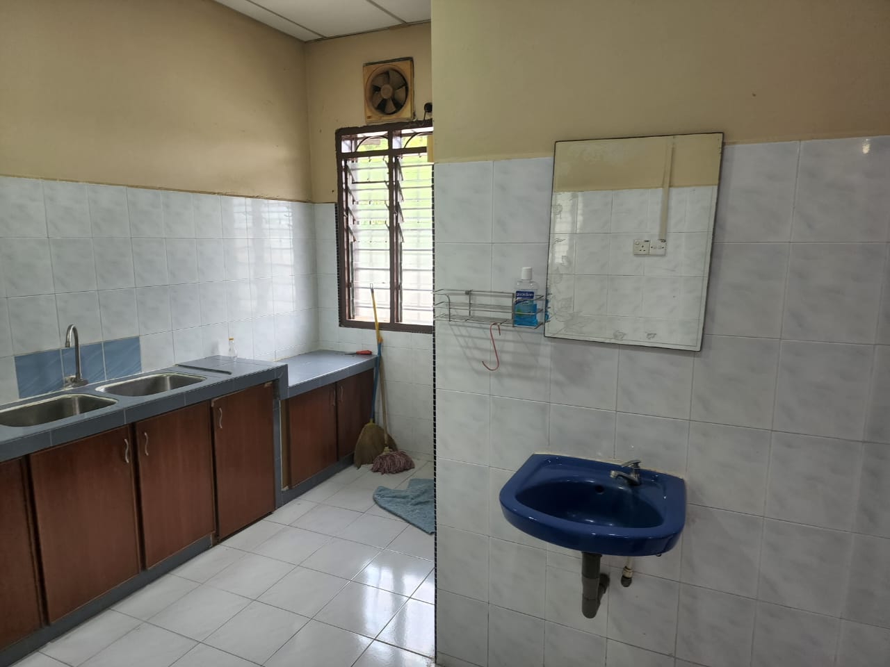 Single Storey Near Aeon Taiping Fully Furnished - photo 2