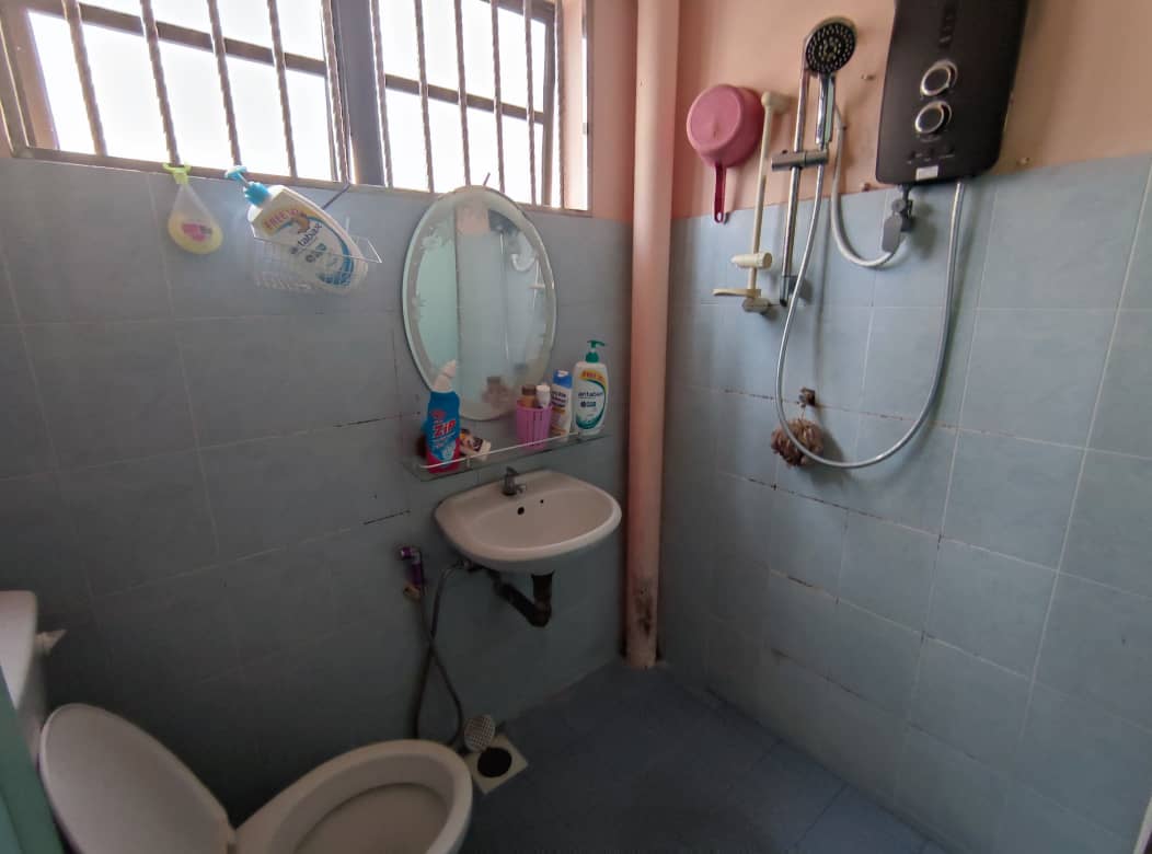 Double Storey Houes Condition Good Near By Town - photo 9
