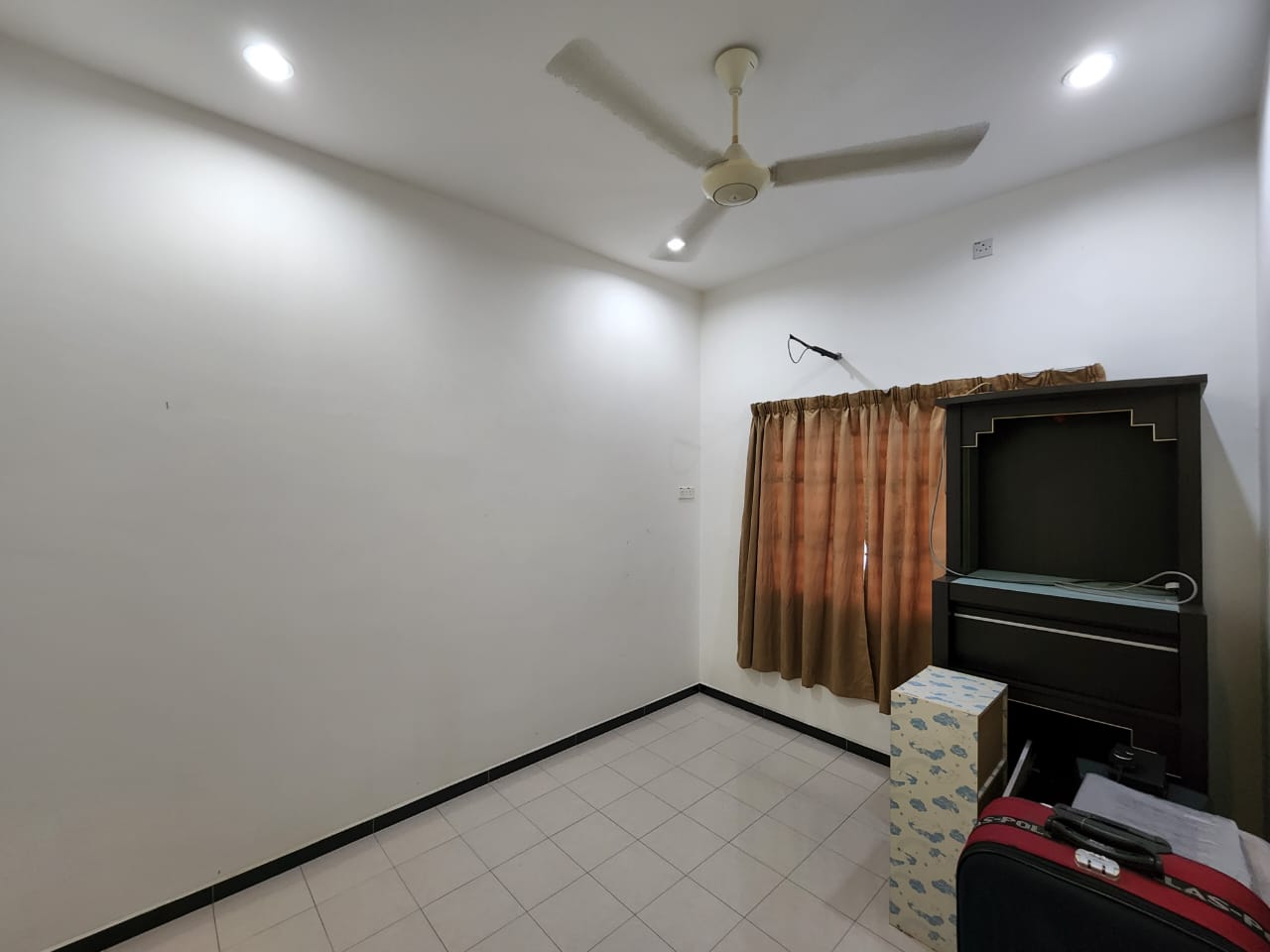 Single Storey Aulong Maju Taiping already Renovate - photo 8