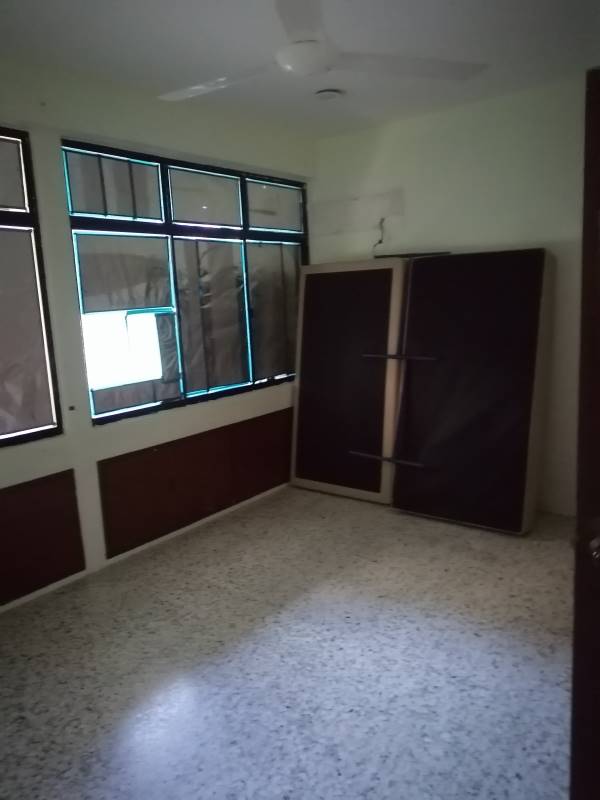 Jelutong Two and Half Storey Terrace Freehold - photo 6