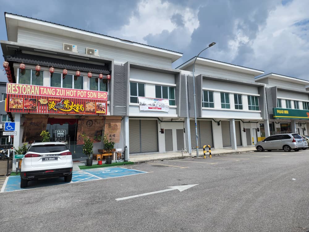 New Double Storey Shoplot For Rent - photo 2