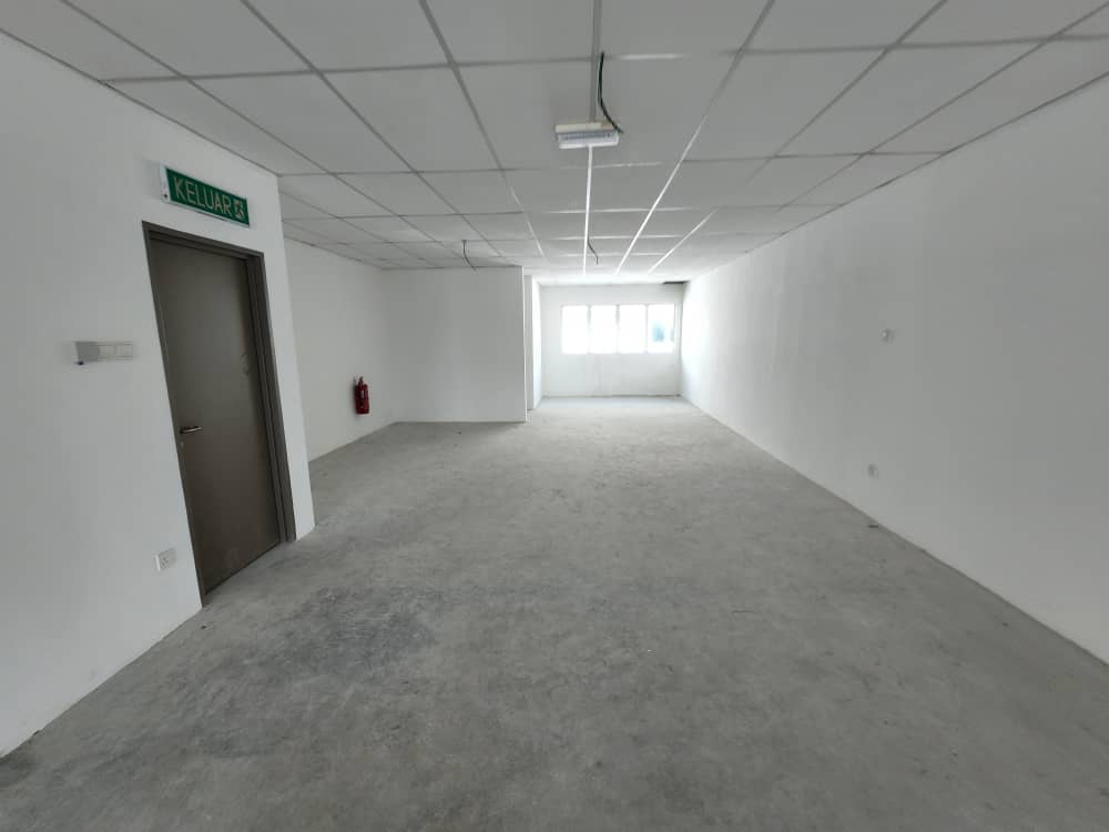 New Double Storey Shoplot For Rent - photo 6