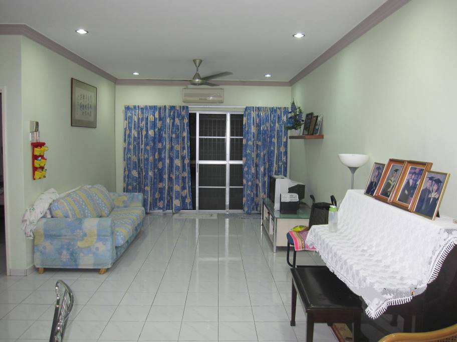 Pangsapuri Waterfront Villa Fully Renovation - photo 2