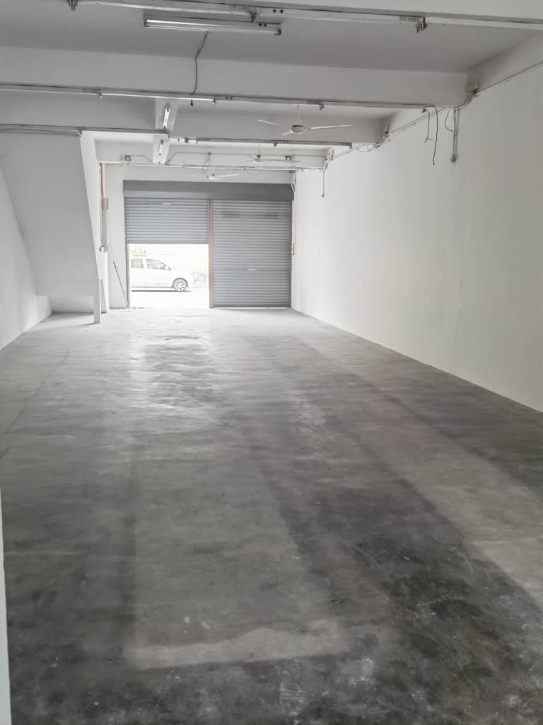 Medan Kamunting 3-storey Shop House for rent - photo 4