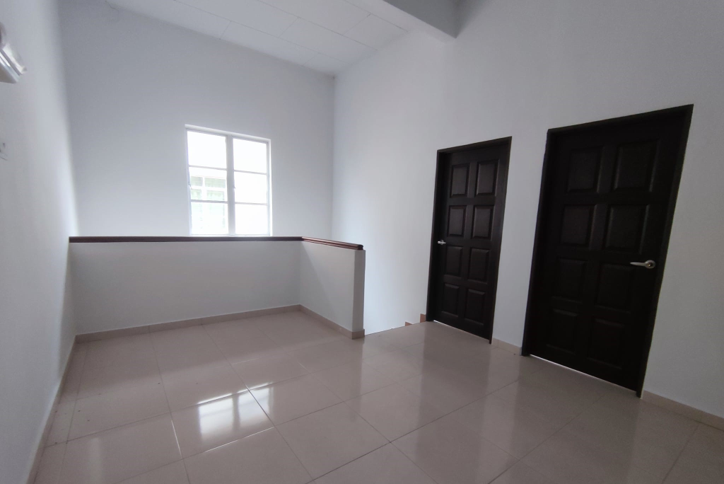 Detached Double Storey House for sale in Simpang - photo 8