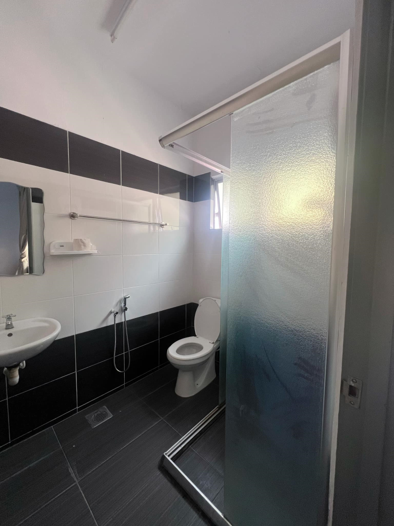 Taman Suria Fully Furnished Two and a Half Storey - photo 3