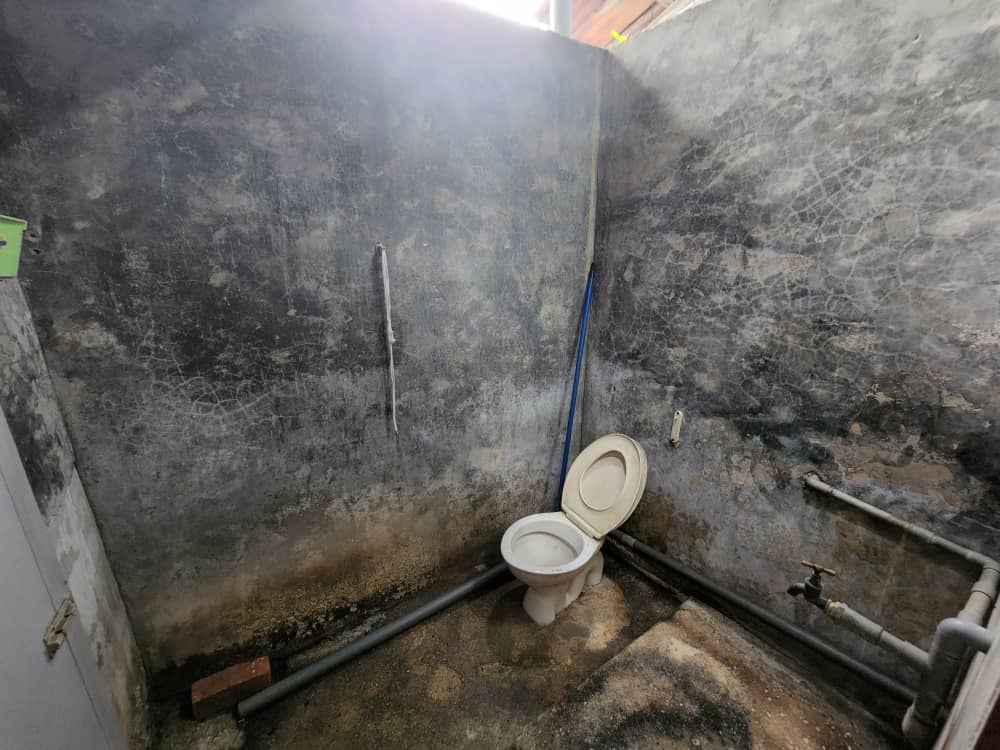 Bagan Serai Behind Old Pasar Big Room House Rent - photo 6