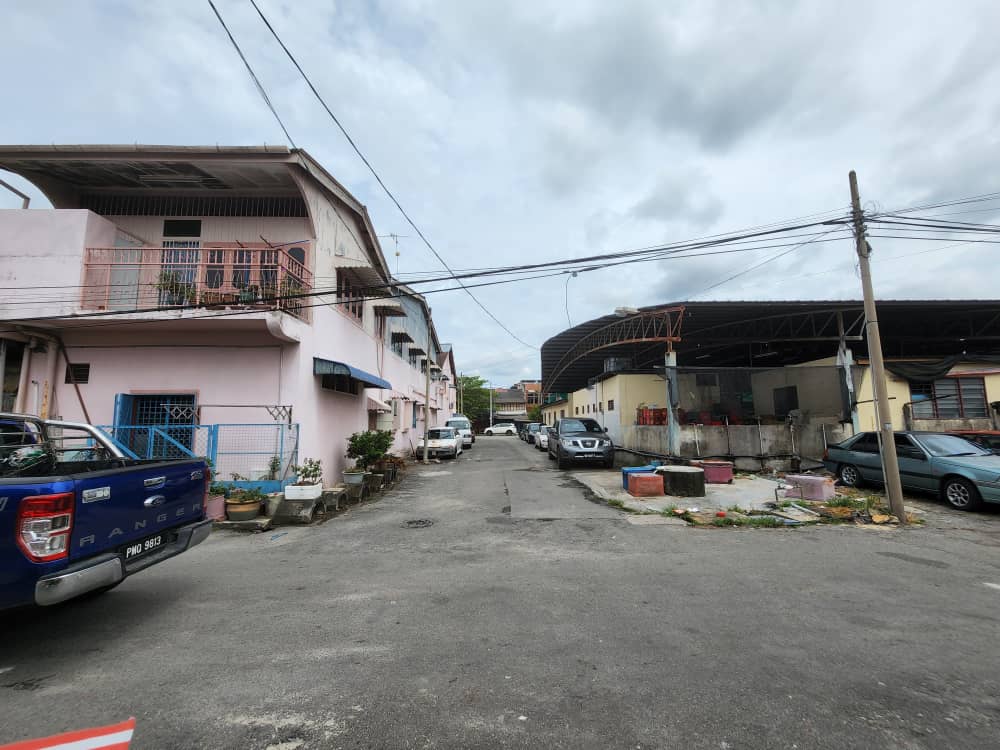 Bagan Serai Behind Old Pasar Big Room House Rent - photo 7