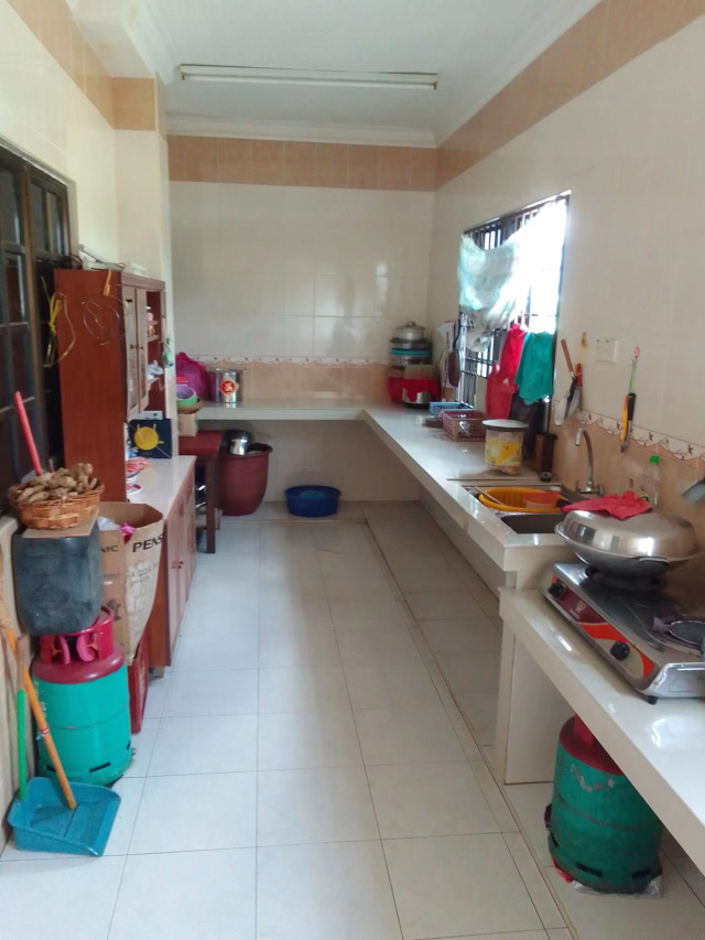 Corner Lot Double Storey Semi D Taman Matang Utama - photo 2
