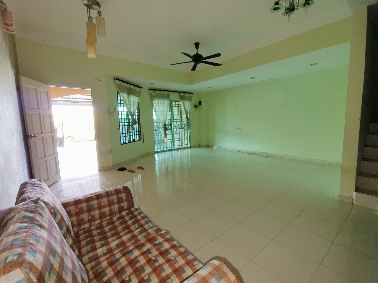 Below Market Price Two Storey Kamunting - photo 3