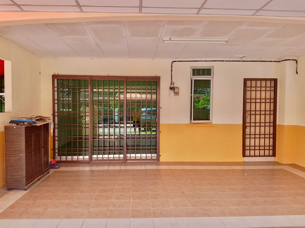 Renovated Double Storey Terrace House Taiping - photo 2