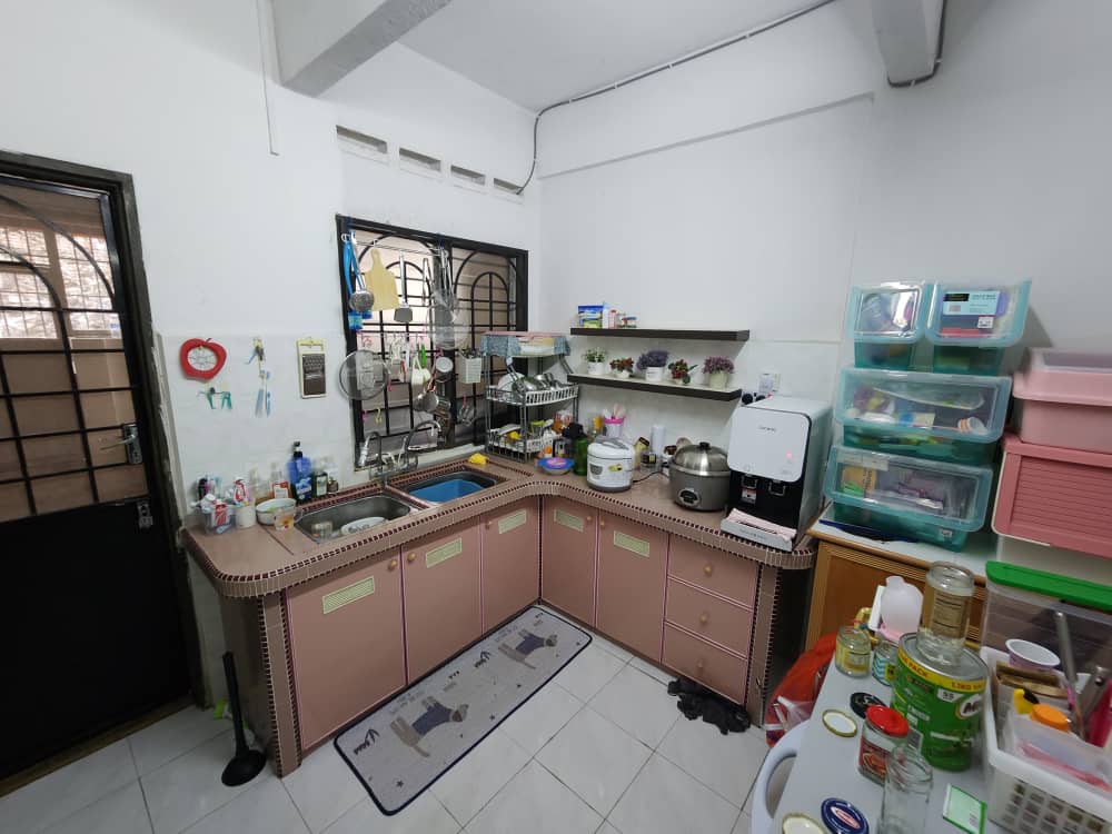 Freehold Double Storey Taman Bukit Mas Taiping - photo 5
