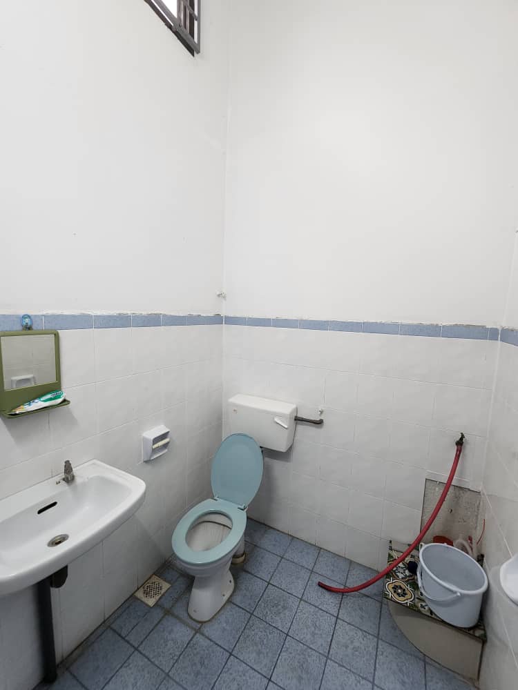 Freehold Double Storey Taman Bukit Mas Taiping - photo 8