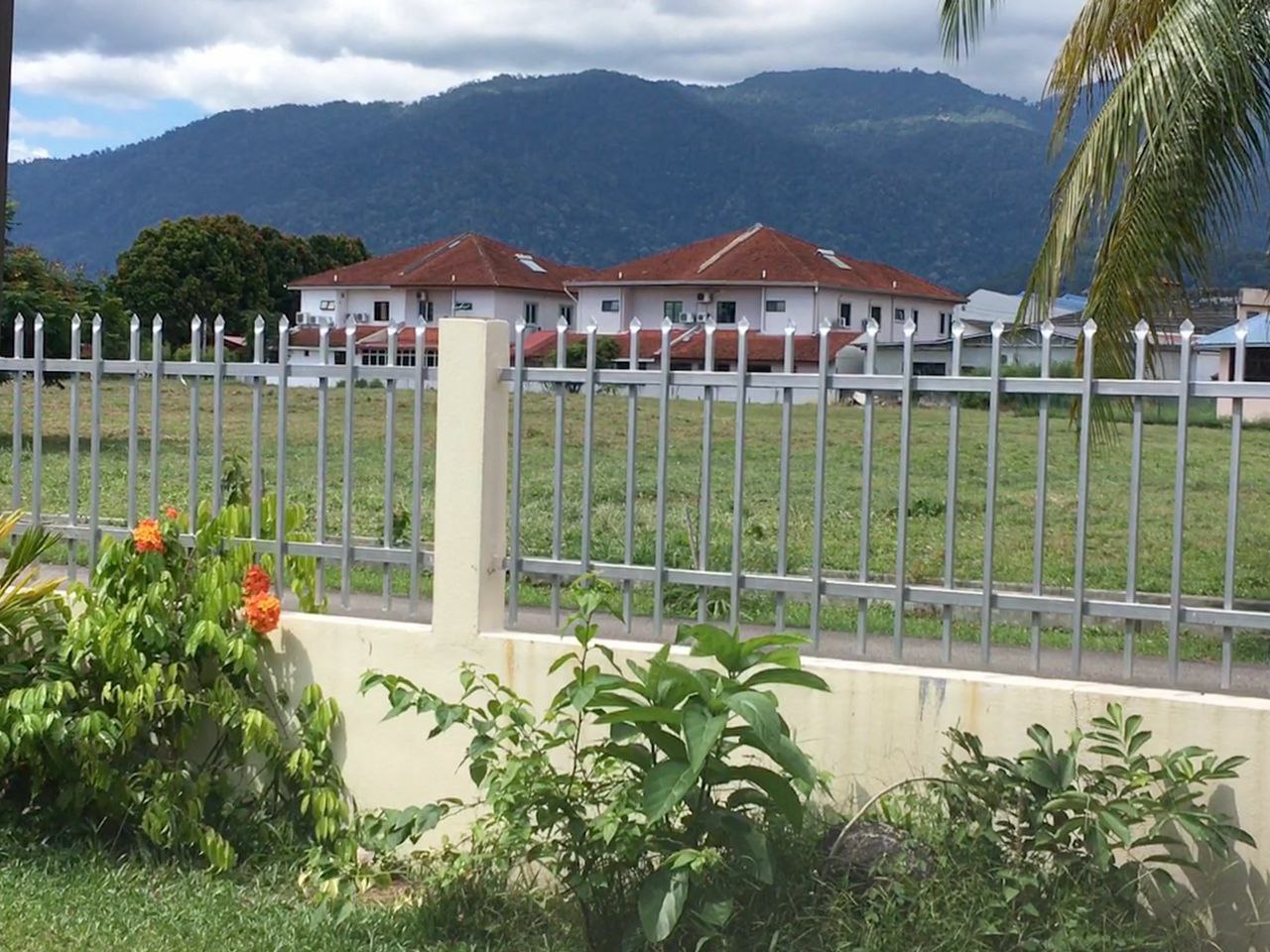 Bungalow Taman Kota Barat For Sale - photo 2