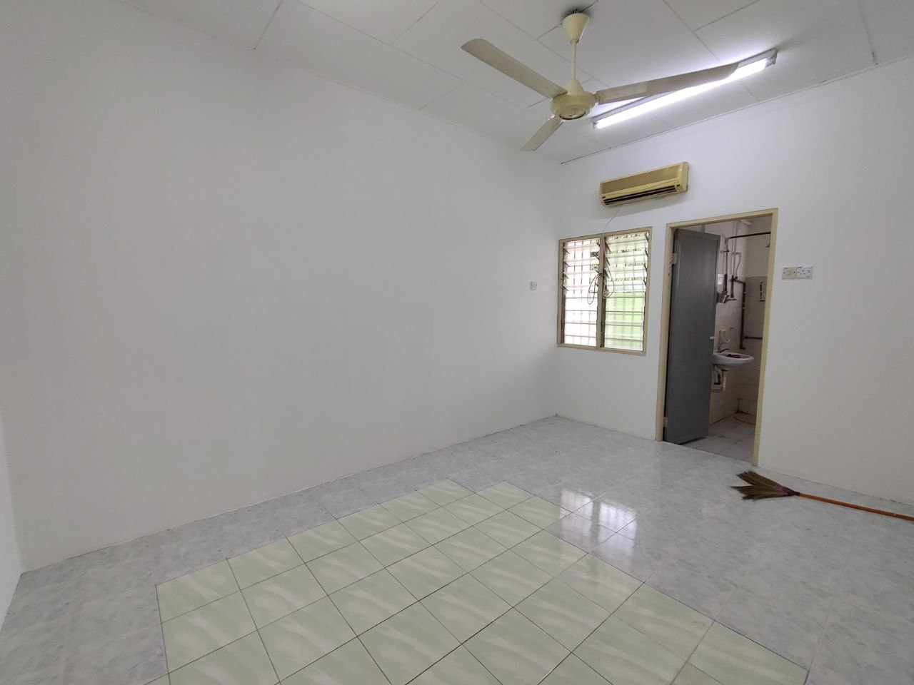 Double Storey Taman Pengkalan Setia Taiping - photo 3