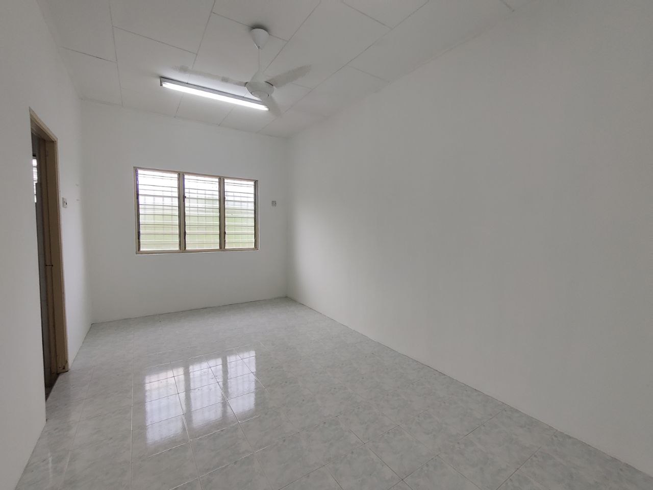 Double Storey Taman Pengkalan Setia Taiping - photo 4