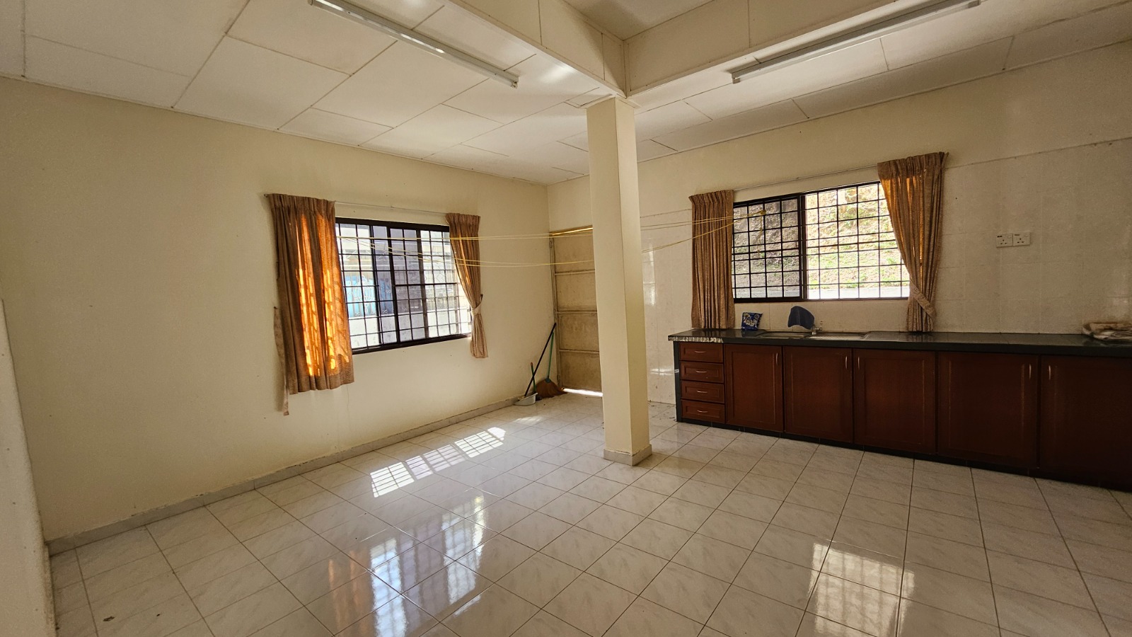 Double Storey Semi D Reservoir Crescent Ayer Itam - photo 5