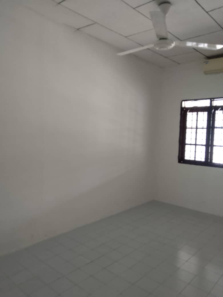 Freehold Single Storey Taman Kamunting Maju - photo 3