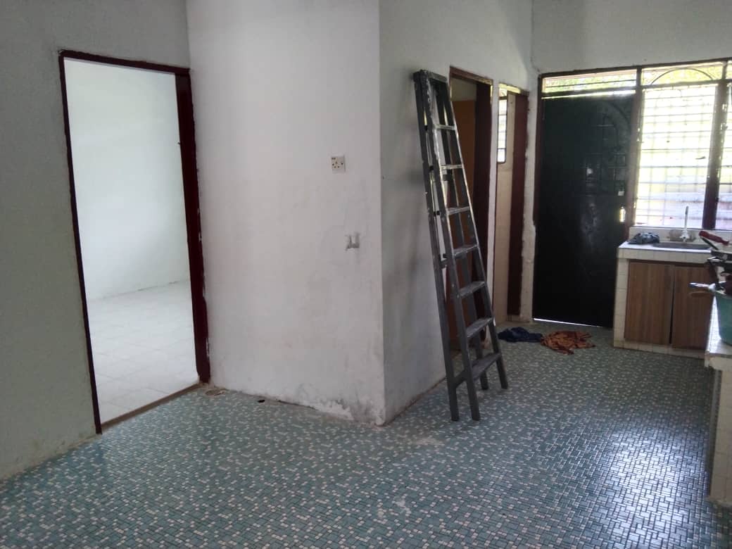Freehold Single Storey Taman Kamunting Maju - photo 5