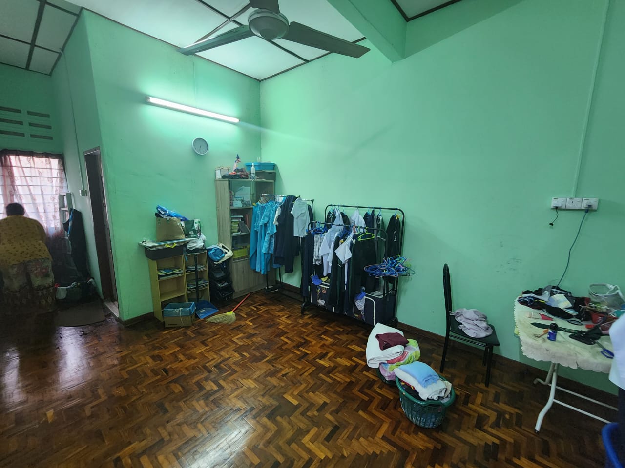 Double  Storey Freehold For Sale at Bukit Mas - photo 7