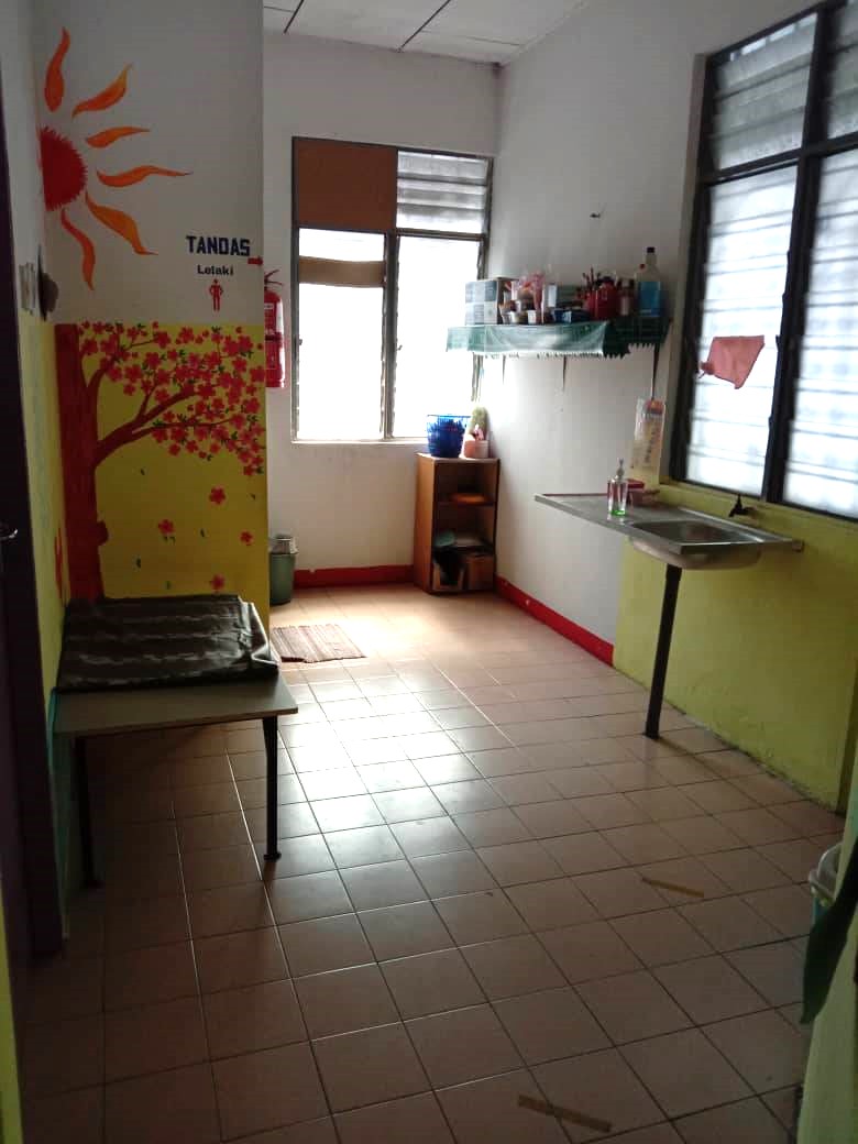Single Storey Corner Taman Indah Pengkalan Aor - photo 3