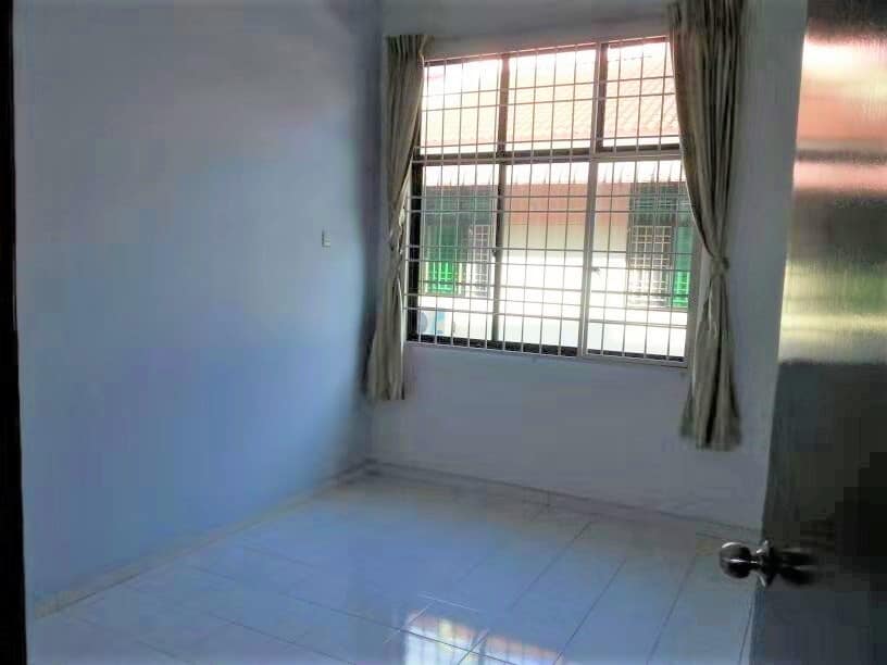 Freehold Double Storey Taman Janggus Jaya - photo 4