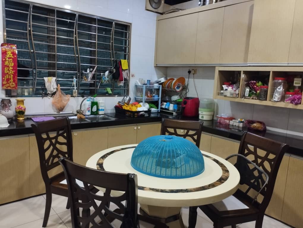 Freehold Double Storey Taman Simpang Bersatu - photo 8