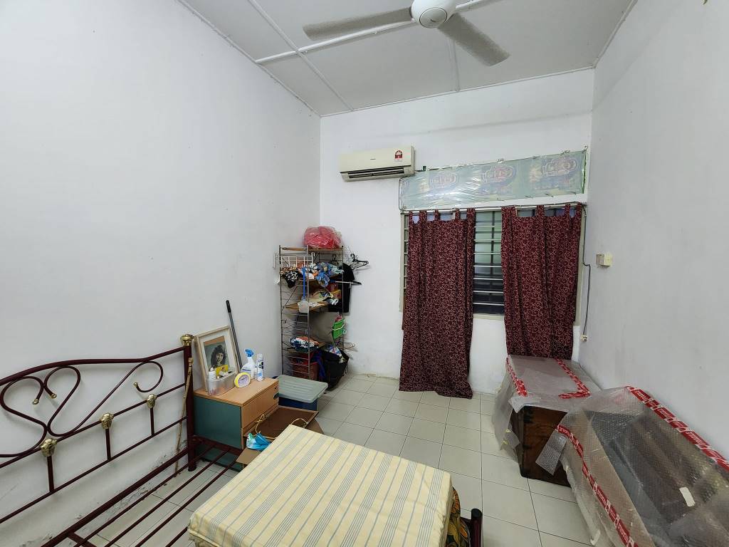 Freehold 4rooms Bukit Mas For Sale - photo 4