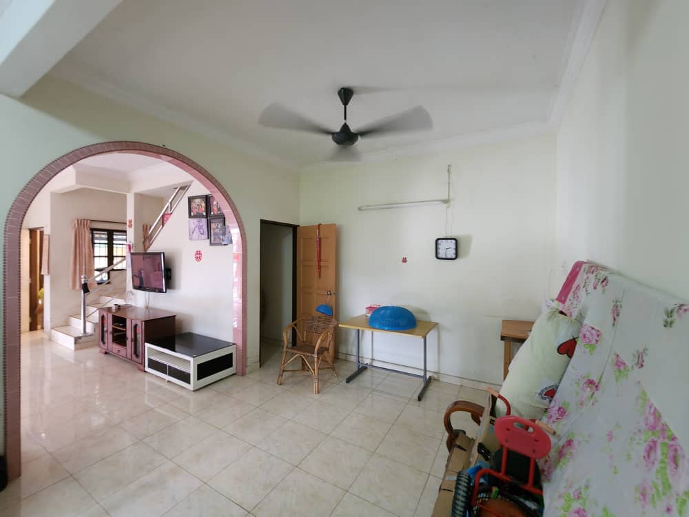 Below Market Value Freehold Taman Matang Utama - photo 3