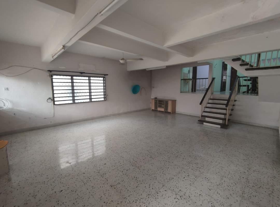 Freehold Double Storey For Sale at Taman Lake View - photo 2