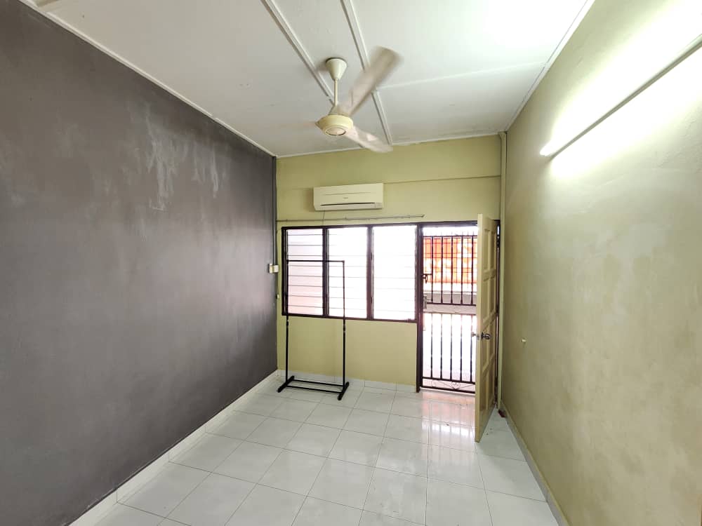 Taman Pertama Aulong Double Storey House - photo 4