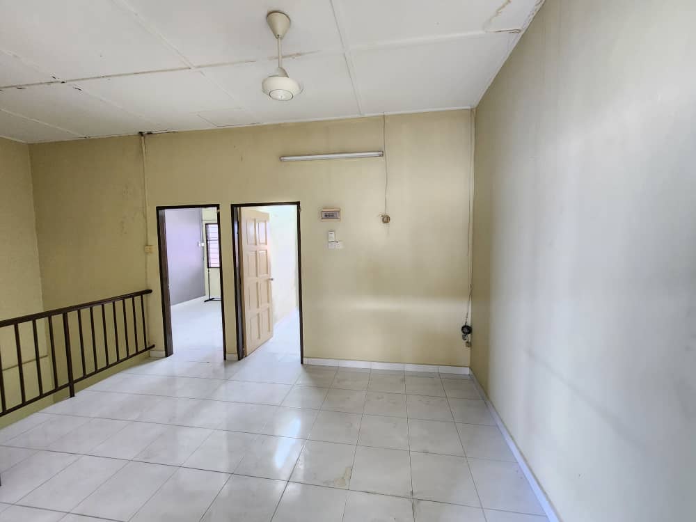 Taman Pertama Aulong Double Storey House - photo 7