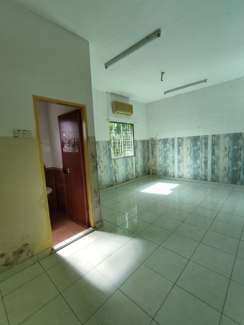 Freehold Bungalow Kampung Potong Pinang For Sale - photo 3