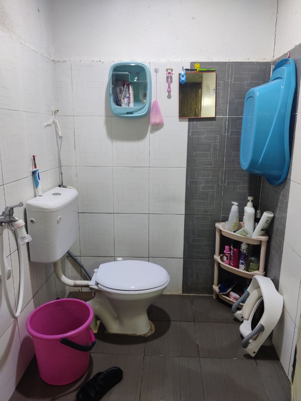 Fully Renovated Single Storey Taman Semarak - photo 7