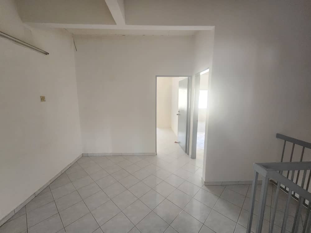 Below Market Value Two and a Half Storey Kulim - photo 10