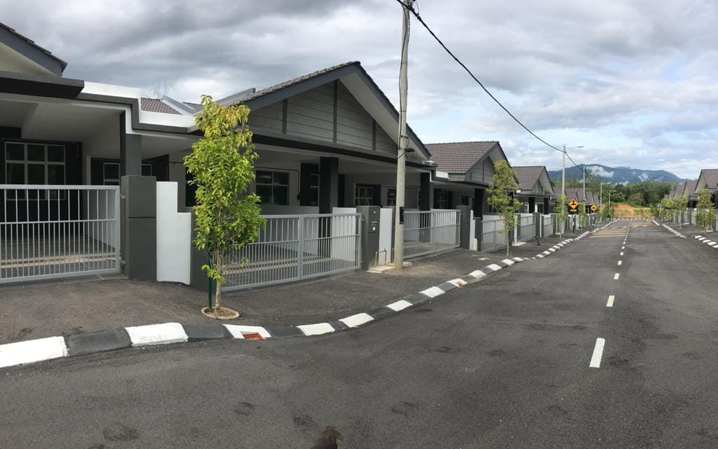 Freehold Single Storey Terrace House Kuala Kangsar - photo 4