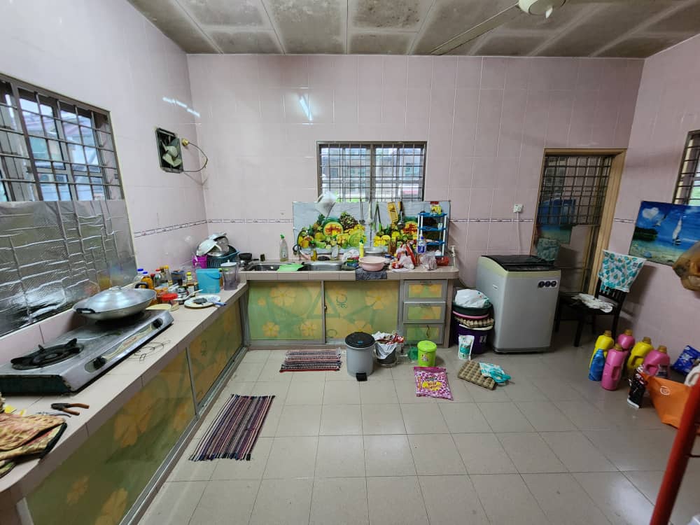 Double Storey Corner For Sale at Taman Suria - photo 7