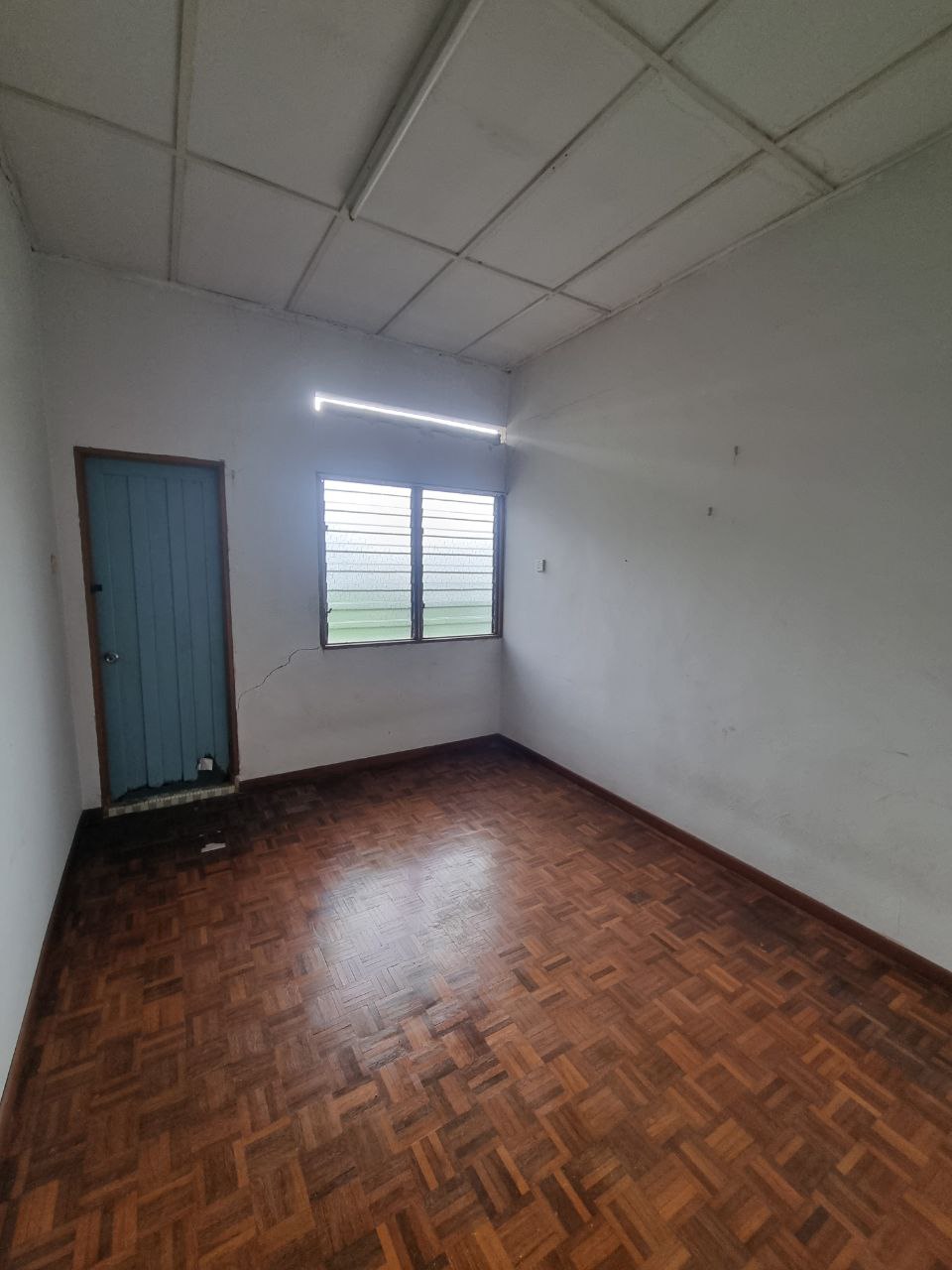Double Storey Terrace House in Taman Sentosa - photo 6
