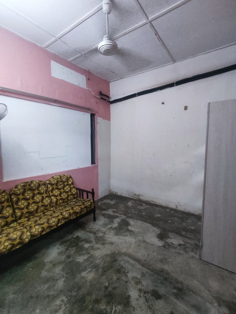 Single Storey Taman Desa Jaya 2 For sale - photo 4