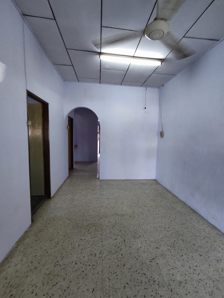 Below market value  Simpang Taman Sungai Mas - photo 3