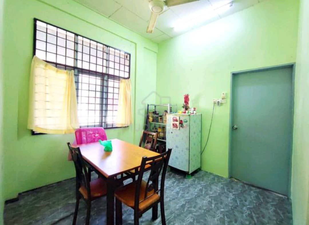 Rumah Banglo Kampung Tersusun Jalan Kuala Gula - photo 8