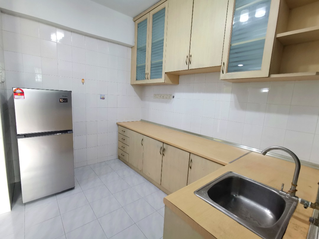 Halaman Kristal Condominium for Rent - photo 5