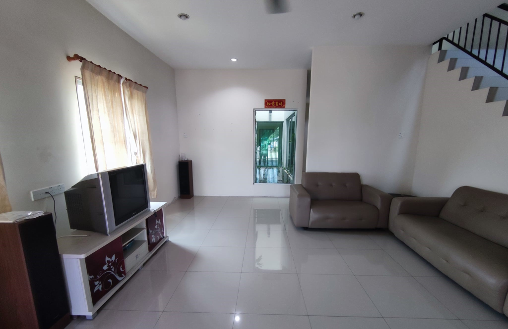 Double Storey End Lot Aulong Taiping For Sale - photo 2