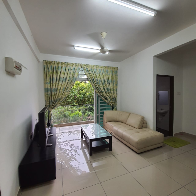 Fully Renovated Fully Furnished Taman Jana Utama - photo 3