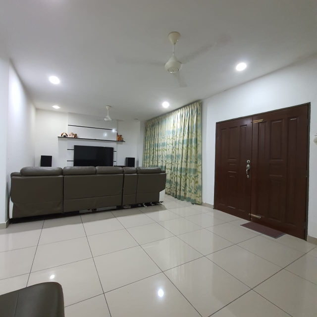 Fully Renovated Fully Furnished Taman Jana Utama - photo 4